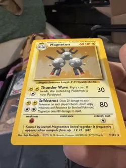 Pokemon TCG Magneton Base Set 9/102 Holo Unlimited Holo Rare T214 - Image 4