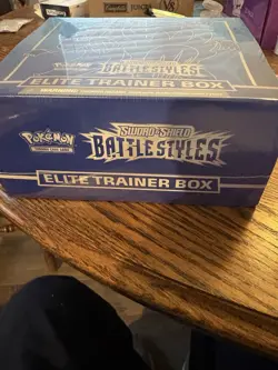 Pokemon Elite Trainer Box Battle Styles 2021 Sword and Shield Blue New Sealed - Image 4