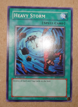 Heavy Storm Sd5-En023 Structure Deck: Warrior's Triumph 1st Edition - Image 1