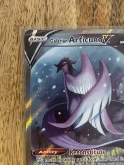 Galarian Articuno V 170/198 Chilling Reign Pokemon Card Full Alt Art Holo - Image 2