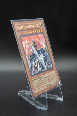 Yugioh! Silent Swordsman LV7 WC5-EN001 Ultra Rare Unlimited LP Light Play HOLO + - Image 4