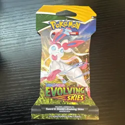Pokemon TCG: Sword & Shield - Evolving Skies Sleeved Booster Pack 820650808784 - Image 1