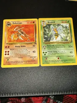 Kabutops Fossil Set Non-Holo Rare Pokemon Card + Beedrill 17/102 Base set LP - Image 2