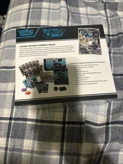 Pokemon TCG Scarlet & Violet: Black Bolt - Elite Trainer Box ETB - SEALED/NEW - Image 2