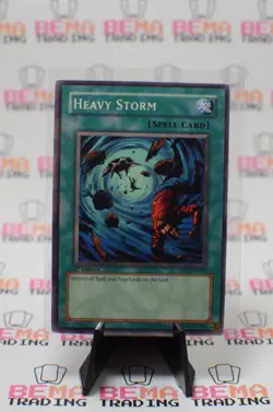 Heavy Storm SD2-EN019 Structure Deck: Zombie Madness-1st Edition 1st Edition - Image 1