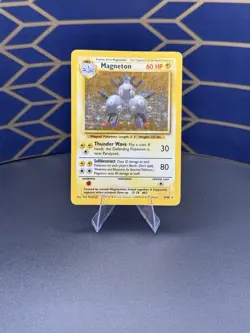 Magneton 009/102 Base Set Holo Pokemon TCG - Image 2