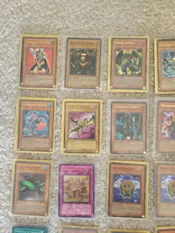 Yugioh Cards - Lot Of 30 - Mostly Holographic - Image 2