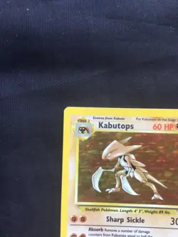 Pokemon Cards: Fossil Rare Holo: Kabutops 9/62 - Image 3