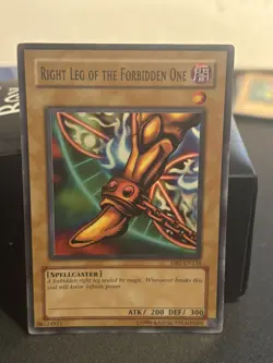 **Right Leg of the Forbidden One - DB1-EN145 - Super Rare - Yugioh Card - NM - Image 1