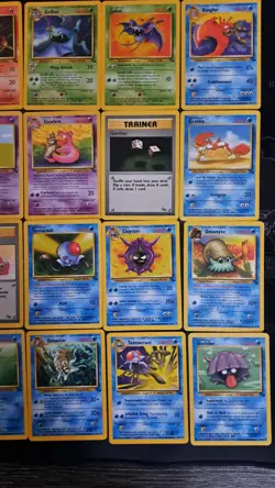 Pokemon TCG Jungle 24 Card Lot, no duplicates - Image 2