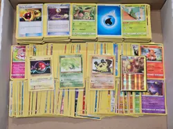 1100+ Pokemon Sword & Shield Era English Cards Bulk Holo Reverse Holo C/UC - Image 1