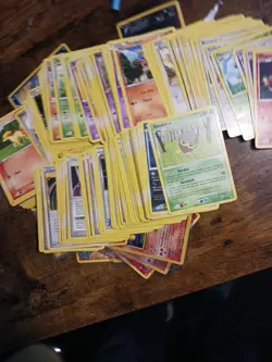Huge Lot Of Vintage POKEMON TRADING Cards. Tcg. 90s And More. Wow. Foil - Image 4