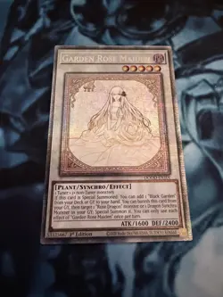 Yu-Gi-Oh! Garden Rose Maiden Starlight Rare DOOD-EN101 - Image 1