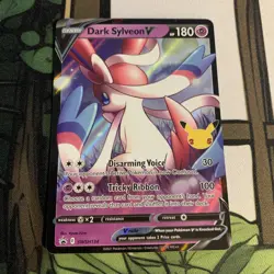Dark Sylveon V SWSH134 SWSH: Sword & Shield Promo Cards Holo - Image 1