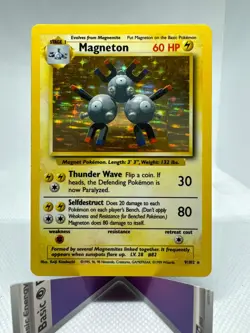 Pokemon TCG Magneton Base Set 9/102 Holo 1999-2000 Wizards Base Set - Image 1