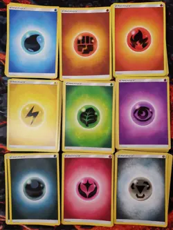 POKEMON TCG : 90 BASIC ENERGY CARDS LOT FAIRY METAL DARKNESS (10 ea) CCG - Image 1
