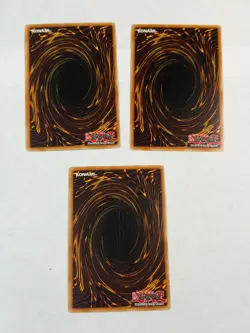 3x Wind-Up Rabbit PHSW-EN083 Ultimate Rare 1st Edition Yugioh - Image 2