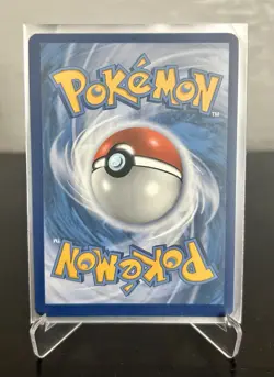 2021 Pokemon TCG Stoutland V 117/163 Battle Styles Sword & Shield Ultra Rare - Image 2