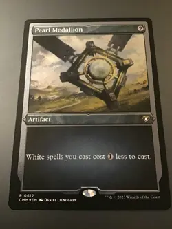 MTG Commander Masters #0612 Pearl Medallion Etched Foil - Image 1