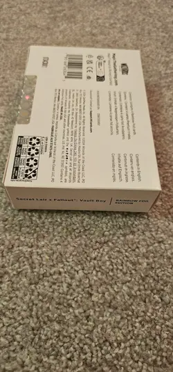 MTG Secret Lair x Fallout: Vault Boy Rainbow Foil Unopened 195166171302 - Image 2