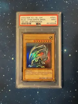 Yu-Gi-Oh! 2002 BLUE-EYES WHITE DRAGON 1ST EDITION ULTRA RARE PORTUGUESE PSA 9 - Image 1