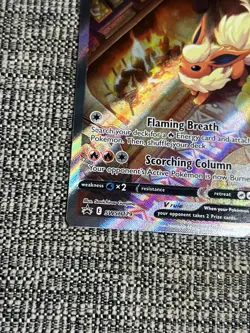 Flareon V SWSH179 SWSH: Sword & Shield Promo Cards Holo - Image 4