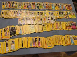 HUGE Pokemon 800 Card Bulk Lot Gen 3-7 with 60+ Holos/Reverses (Sun/Moon, XY) - Image 2