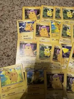 Lot of 32 Pikachu and Raichu Pokemon Cards Holo Rare Vintage WOTC Wizards - Image 2