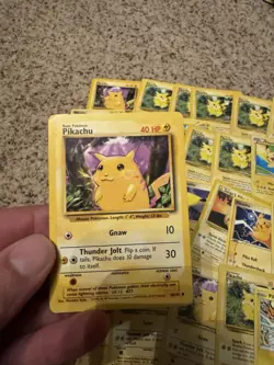 Lot of 32 Pikachu and Raichu Pokemon Cards Holo Rare Vintage WOTC Wizards - Image 3