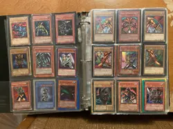 Yugioh Vintage Lot, +100 holos, BPT-001 dark magician, ct2-en004 - Image 3