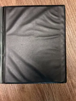 Pokemon Wizards of the Coast 1999 Trading Card Game Base Set Binder 742818083201 - Image 4