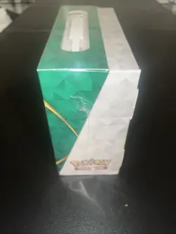 Pokemon Spring 2022 Arceus Treasure Box Collector Bundle New and Sealed N608 - Image 2