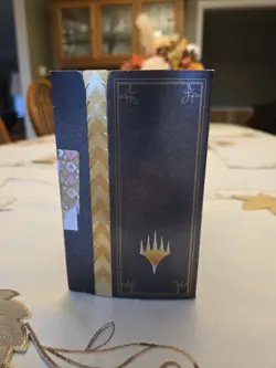 Magic MTG The Lord of the Rings: Tales of Middle-Earth Bundle Gift Edition Box 195166205311 - Image 4