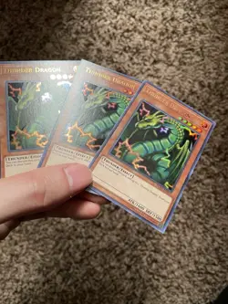 3xThunder Dragon LCKC-EN067 Legendary Collection Kaiba Unlimited. Playset/1996 - Image 2