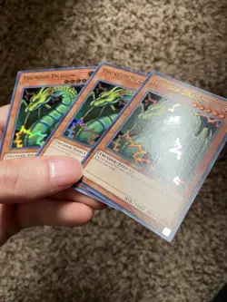 3xThunder Dragon LCKC-EN067 Legendary Collection Kaiba Unlimited. Playset/1996 - Image 3