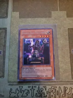 YUGIOH HELPING ROBO FOR COMBAT MFC-022 RARE UNLIMITED ED LP 1996 - Image 1