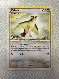 Pidgey Common - HGSS Triumphant 71/102 2010 LP Pokemon Card TCG - Image 1