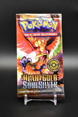 Pokemon TCG Ho-oh HGSS HeartGold SoulSilver Spanish Booster Pack 5 Card Pack - Image 1