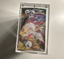 Pokemon TCG EVOLVING SKIES Booster Box 36 Packs Sealed W/Case. - Image 2