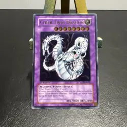 Yugioh! Cyber Twin Dragon CRV-EN035 Ultimate Rare 1st Edition NM Free Shipping - Image 1