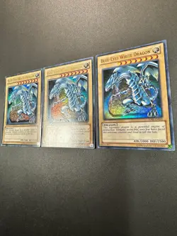 3x Blue-Eyes White Dragon SDBE-EN001 Saga of Blue-Eyes White Dragon Unlimited - Image 2