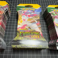 Pokemon TCG: Sword & Shield - Evolving Skies Sleeved Booster Packs - 36 Packs - Image 5