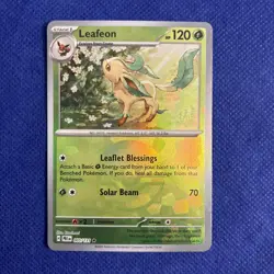 Leafeon Poke Ball Reverse Holo 005/131 Prismatic Evolutions Card - NM (b) - Image 1