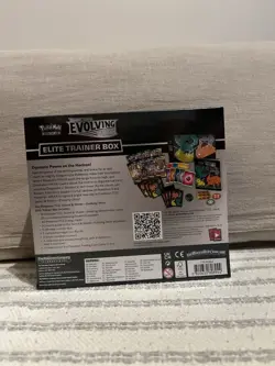 Pokemon TCG Evolving Skies Elite Trainer Box - SEALED - Image 3