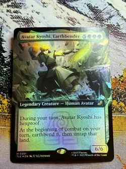 Avatar Kyoshi, Earthbender - Foil - Extended Art - TLE - MTG - EN - NM - 0201 - Image 1
