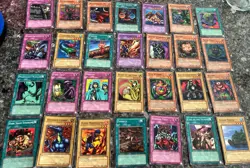 Lot Of 35 random Yu-Gi-Oh Cards - Image 2