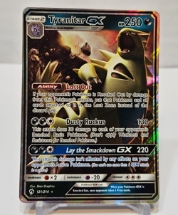 Tyranitar GX 121/214 Ultra Rare Sun & Moon Lost Thunder Pokemon 637 - Image 1