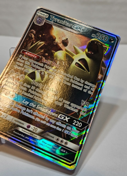 Tyranitar GX 121/214 Ultra Rare Sun & Moon Lost Thunder Pokemon 637 - Image 4