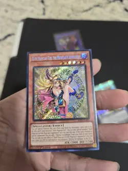 Yugioh Cards Lot Of 3 cards ,dark magician girl, snake eyes, and artmage! - Image 5