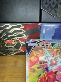 Pokemon TCG Rotom v Lost Origin Alternate Art Holo Ultra Rare Card 177/196 - Image 2